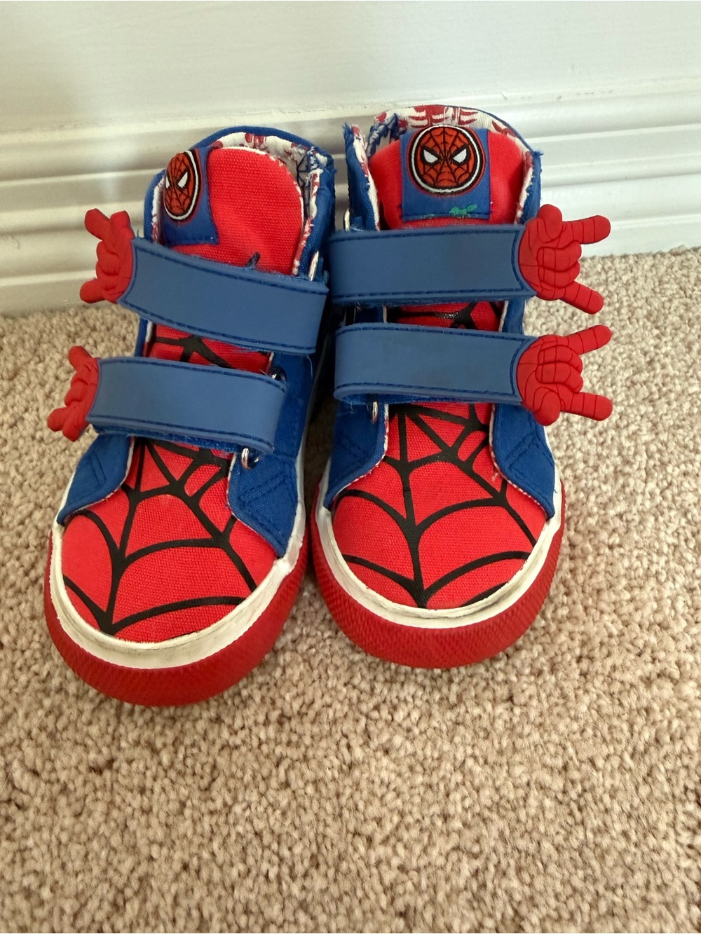 Ground Up Marvel Spider-Man High Top Sneakers – Kids size 7